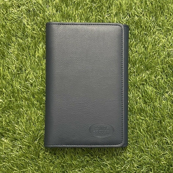 2018 Land Rover Range Rover Evoque Owners Manual - Picture 10 of 12